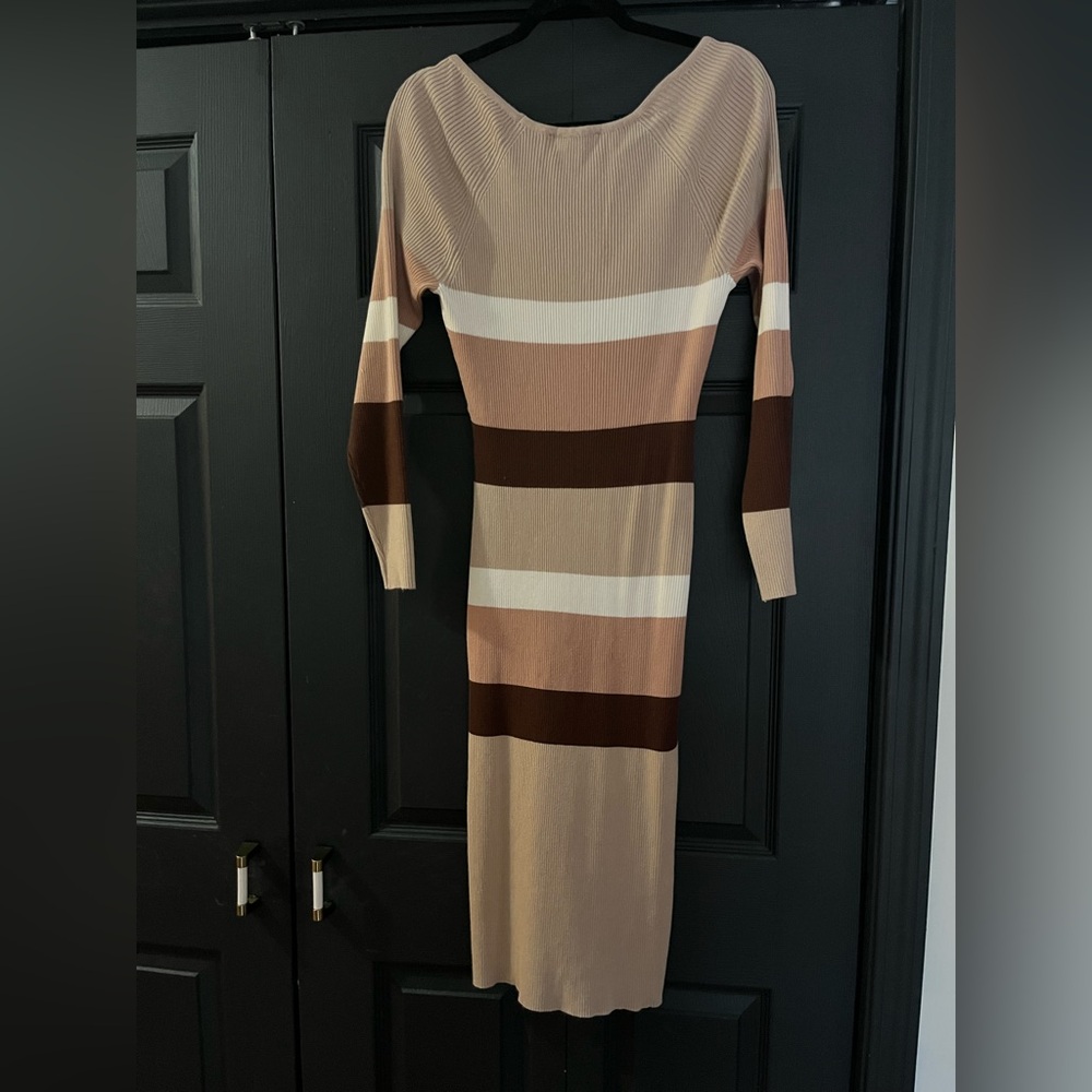 Fashion Nova Bodycon Midi Dress - Picture 4 of 4